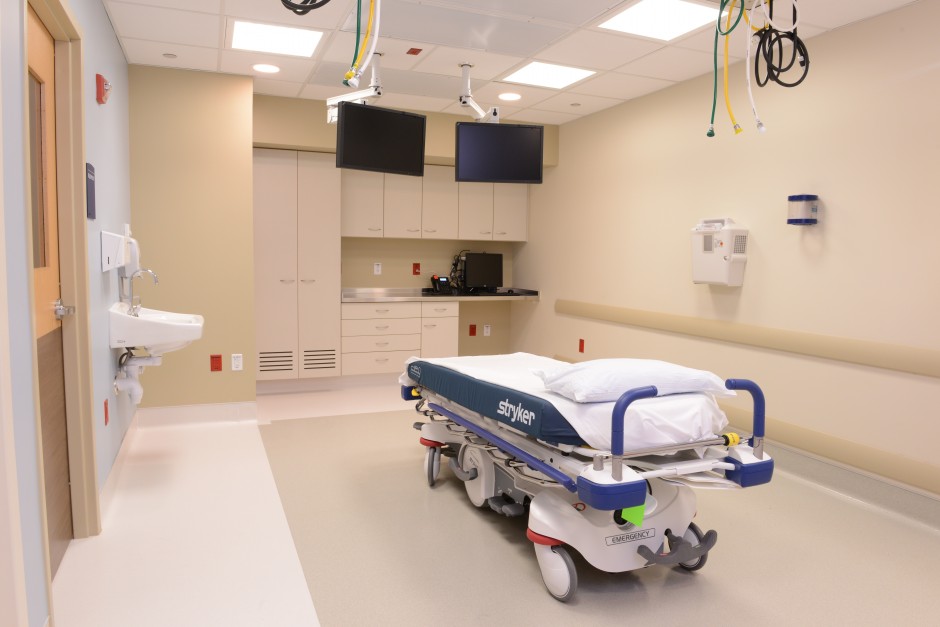 SwedishAmerican Hospital, Clinical Decision Unit – PG Design + Build